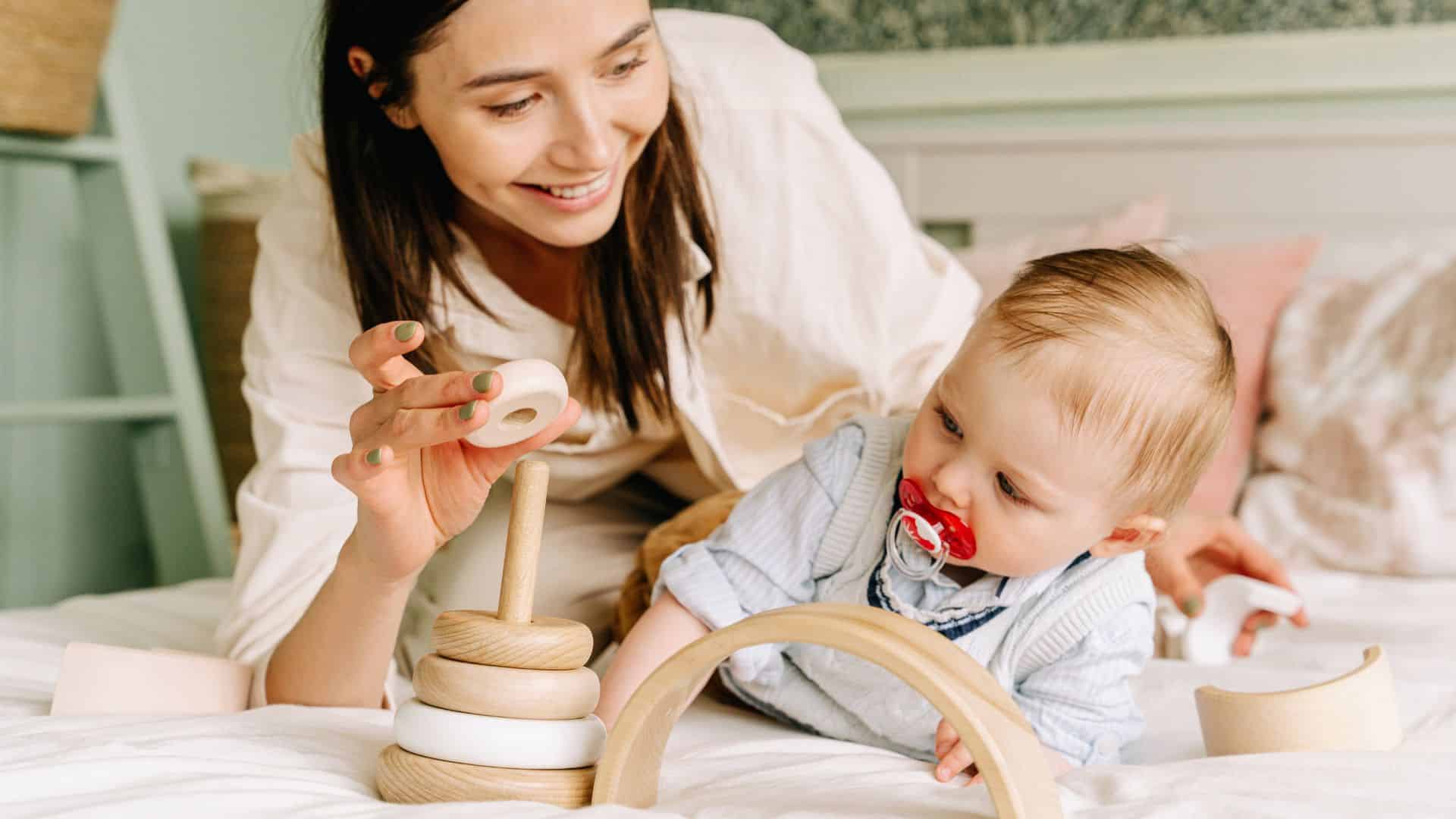 activité montessori assistante maternelle bébé 6 mois