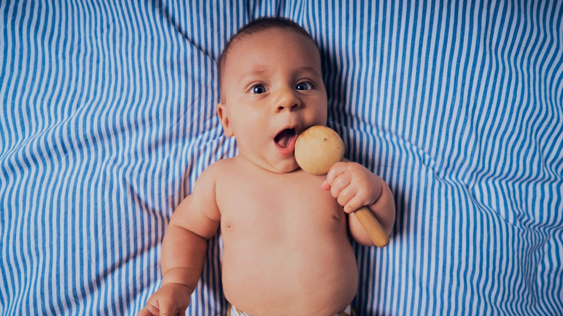 jouet montessori bébé 3 mois