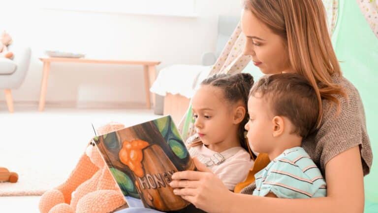 « je pensais pouvoir lui demander » ces parents ont eu une mauvaise surprise après avoir imposé un jour férié à leur nounou