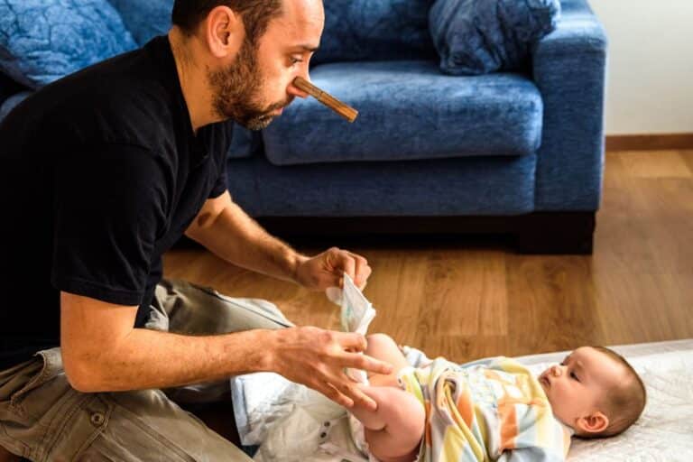 papa refuse de changer la couche