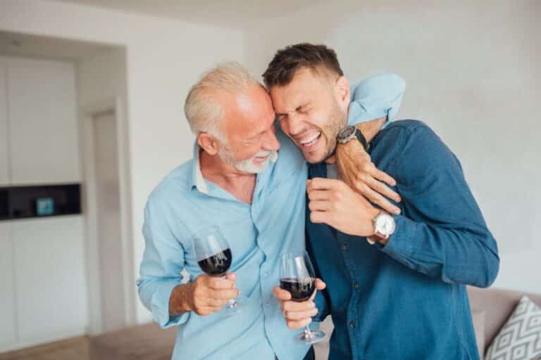 parents aident financièrement enfant