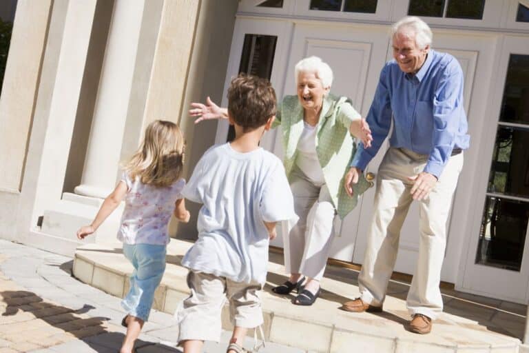 enfants plus sages chez grand parent