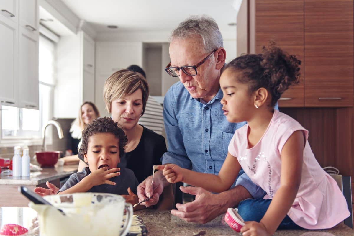 grands parents soutenir enfants télétravail