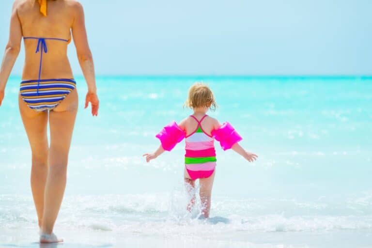 sortie à la plage avec votre bébé