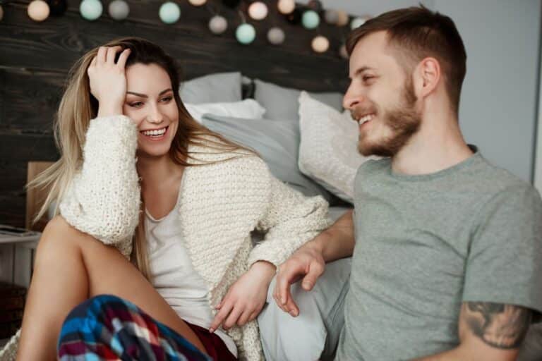 couples heureux 5 choses chaque jour