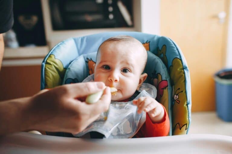 jamais donner cet aliment à un bébé