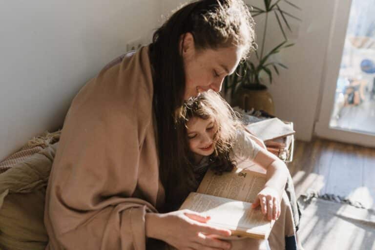 mères adoptent comportement avoir enfants intelligents