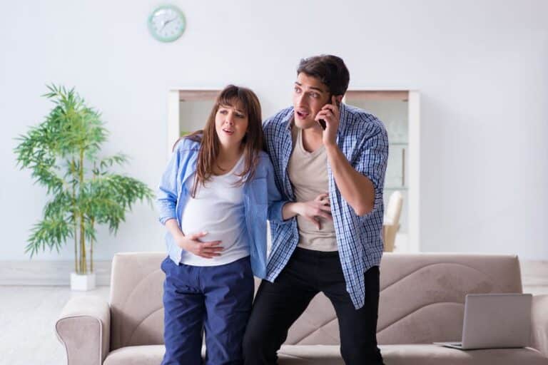 sages femmes racontent pires comportements pères