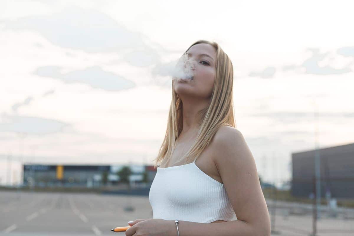 vapoter sur la plage