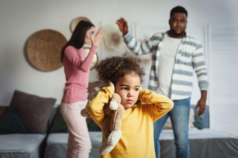 simple mot enfant éclater couple